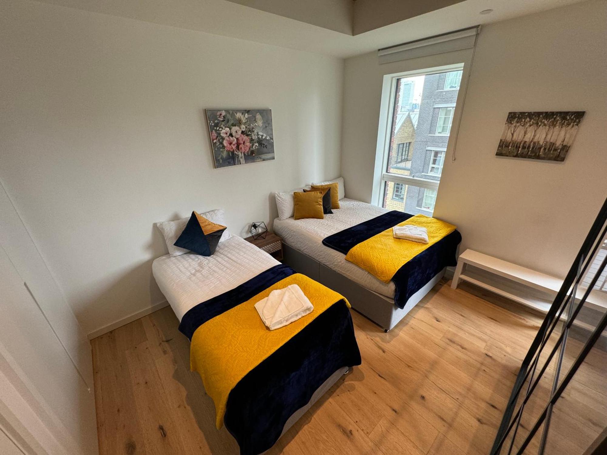 London Luxury Flat With Balcony, River View, O2 Arena, Excel, Canary Wharf, Station المظهر الخارجي الصورة